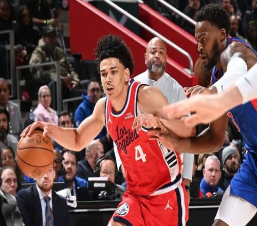 奥格斯堡,柏林联合,克劳德,九游,JiuYou,九游官网,九游体育官网,九游体育下载,九游APP